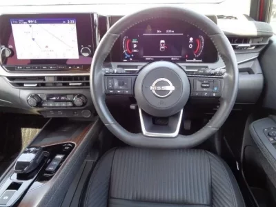 Nissan AURA