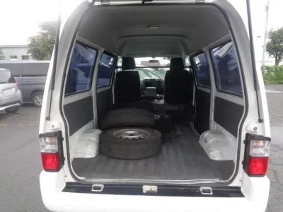 Mazda BONGO VAN