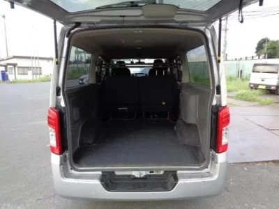 Nissan CARAVAN VAN