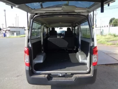 Nissan CARAVAN VAN