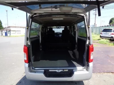 Nissan CARAVAN VAN