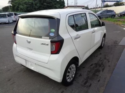 Daihatsu MIRA E S