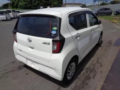 Daihatsu MIRA E S