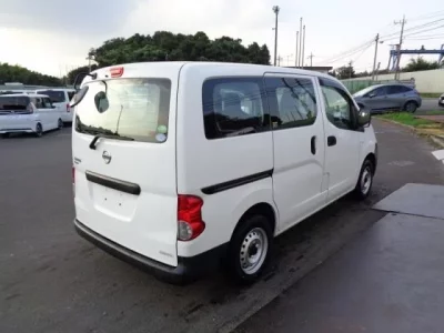 Nissan NV200
