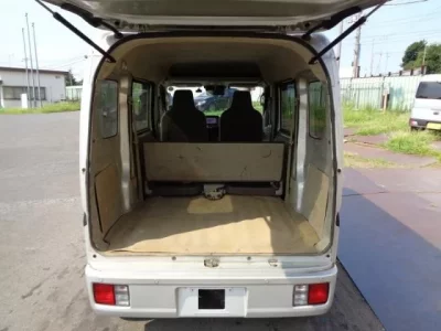Nissan CLIPPER VAN