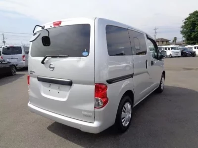 Nissan NV200