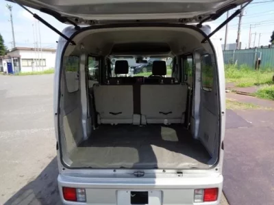 Nissan CLIPPER VAN