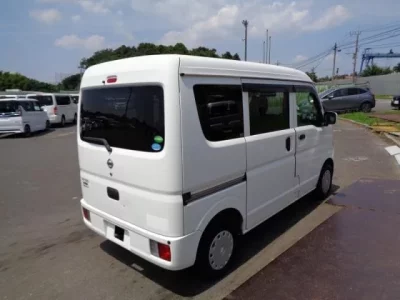 Nissan CLIPPER VAN