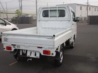 Nissan CLIPPER TRUCK