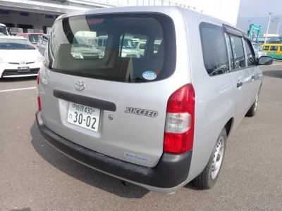 Toyota SUCCEED