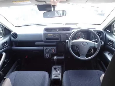 Toyota SUCCEED