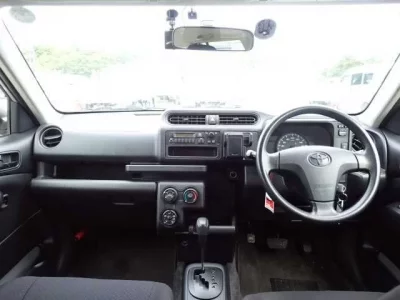 Toyota SUCCEED