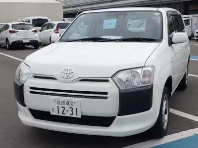 Toyota SUCCEED
