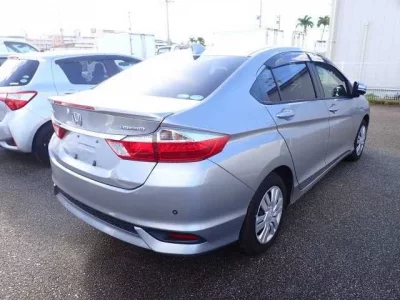 Honda GRACE