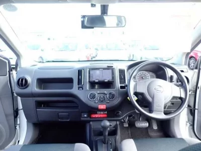 Nissan AD