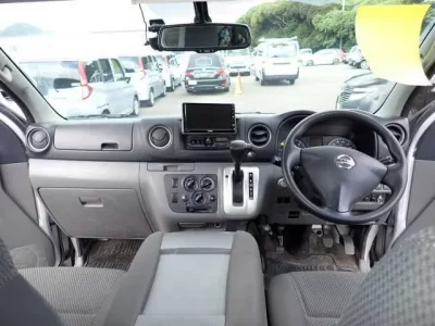 Nissan CARAVAN VAN