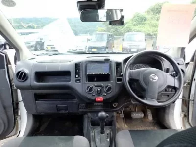 Nissan AD