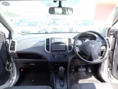 Nissan WINGROAD