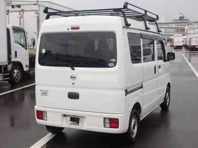 Nissan CLIPPER VAN