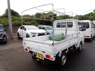 Nissan CLIPPER TRUCK