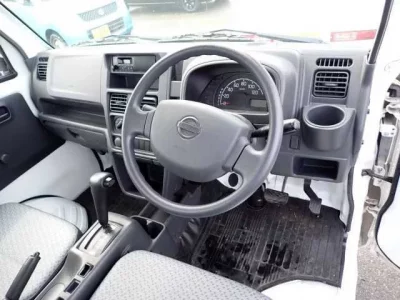 Nissan CLIPPER TRUCK