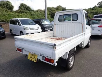 Nissan CLIPPER TRUCK