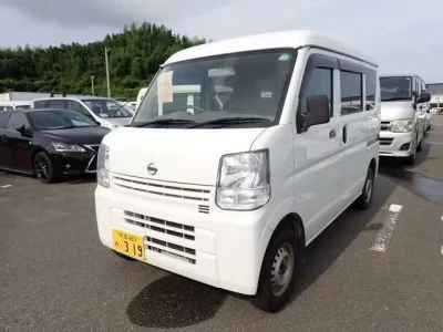 Nissan CLIPPER VAN