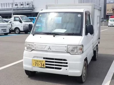 Mitsubishi MINICAB TRUCK