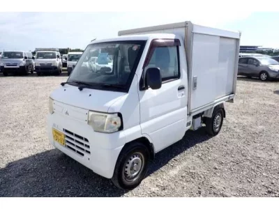 Mitsubishi MINICAB TRUCK