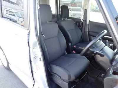 Mitsubishi DELICA D2