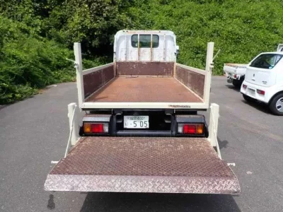 Mazda TITAN
