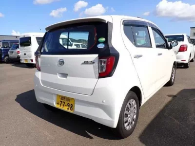 Daihatsu MIRA E S