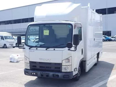 Isuzu ELF