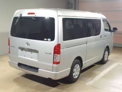 Toyota REGIUS ACE VAN