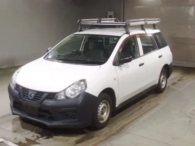 Nissan AD