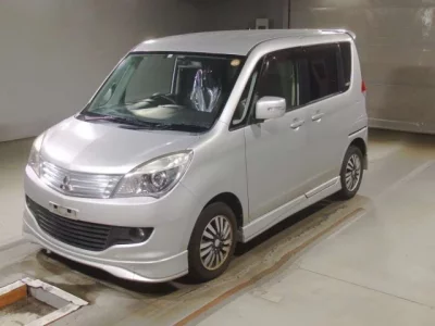 Mitsubishi DELICA D2