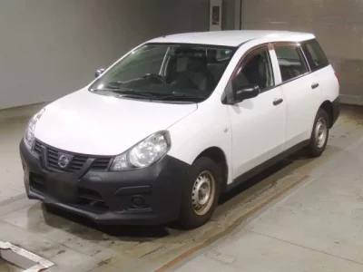 Nissan AD