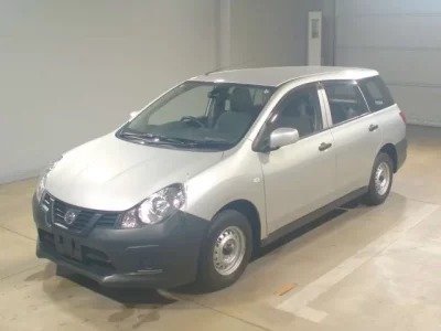 Nissan AD