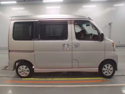 Daihatsu Atrai Wagon