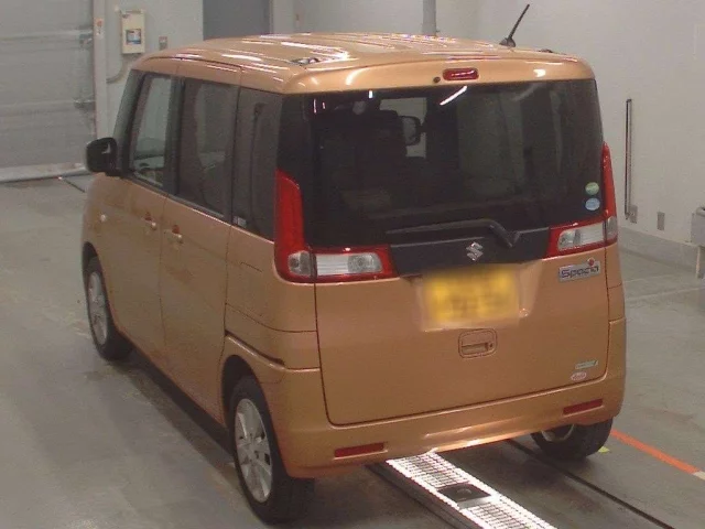 Suzuki SPACIA