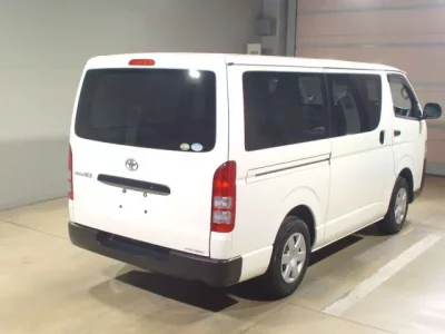 Toyota REGIUS ACE VAN