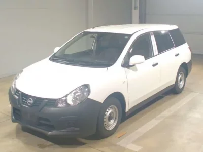 Nissan AD