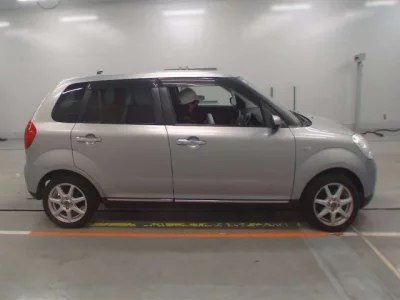 Mazda VERISA