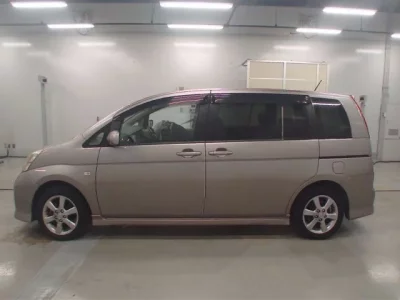 Toyota ISIS
