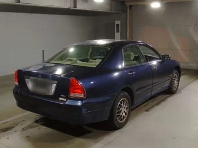 Mitsubishi DIAMANTE