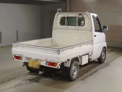 Nissan CLIPPER TRUCK
