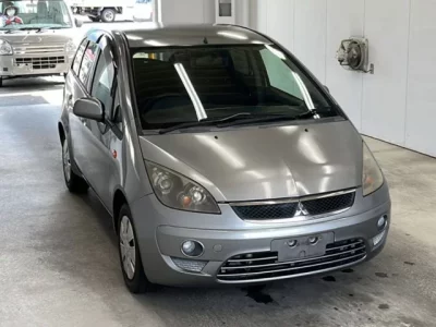 Mitsubishi COLT PLUS