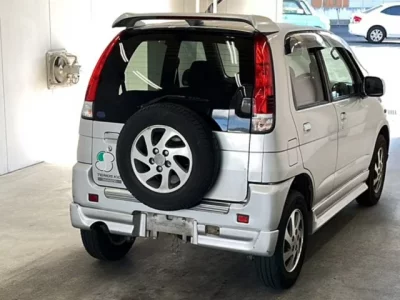 Daihatsu TERIOS KID