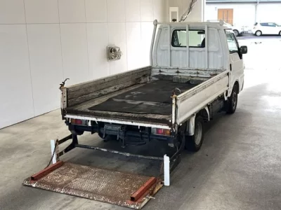 Mitsubishi DELICA TRUCK