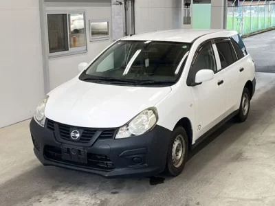 Nissan AD